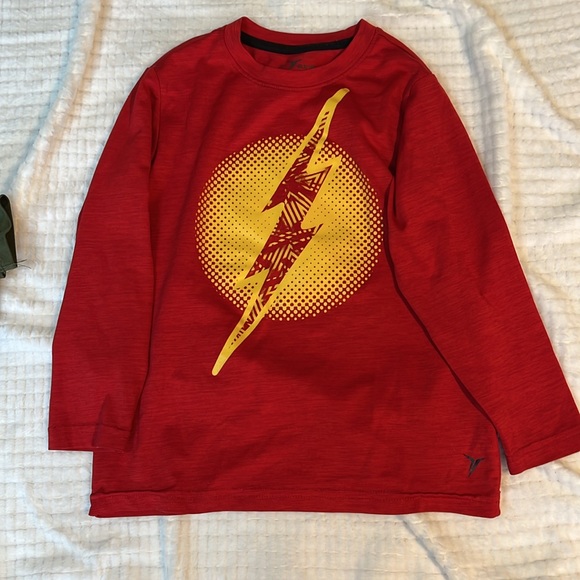 Lot of 3 size 6 Boys long sleeve active tops. Pokémon, Flash, Basketball boys - Picture 3 of 9